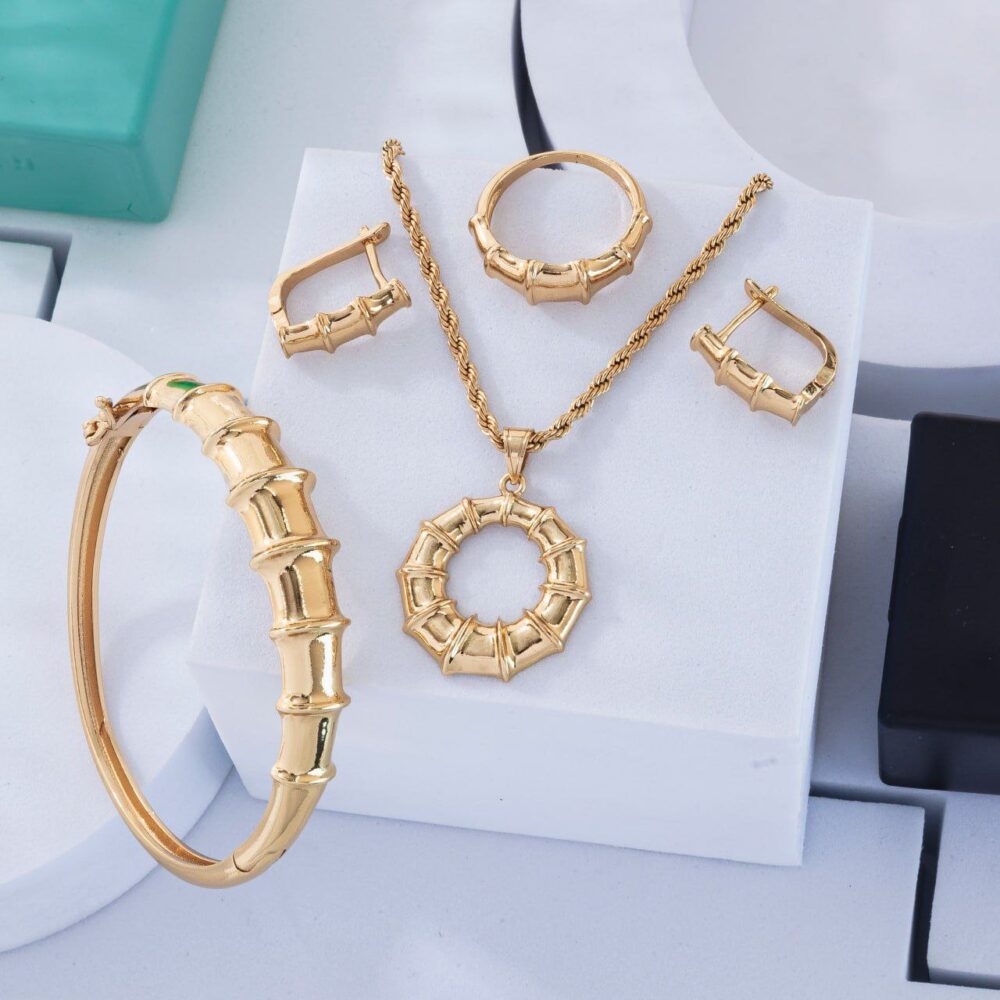 Bracelet à Plusieurs Modèles